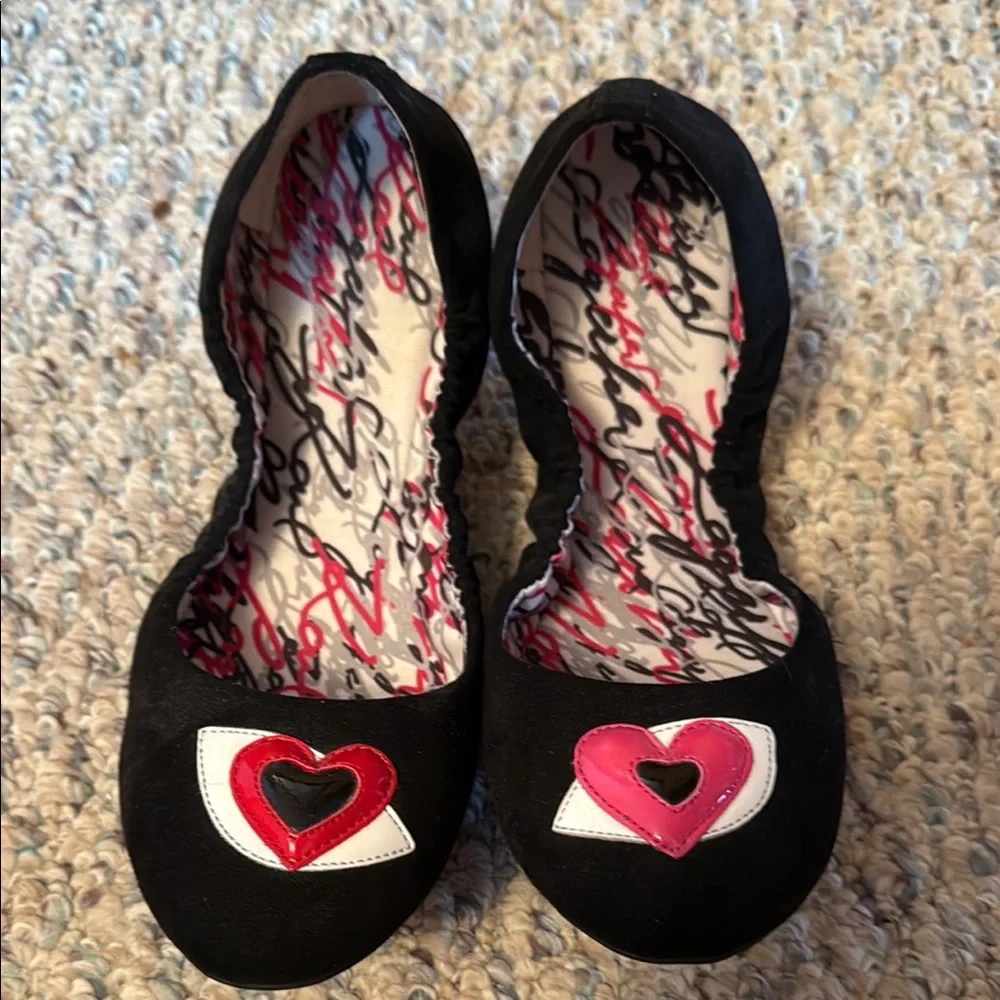 Karl Lagerfeld Black and Pink Heart Women's Flats - Picture 1 of 3